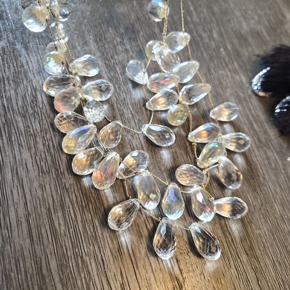 Elegant Crystal Teardrop Necklace